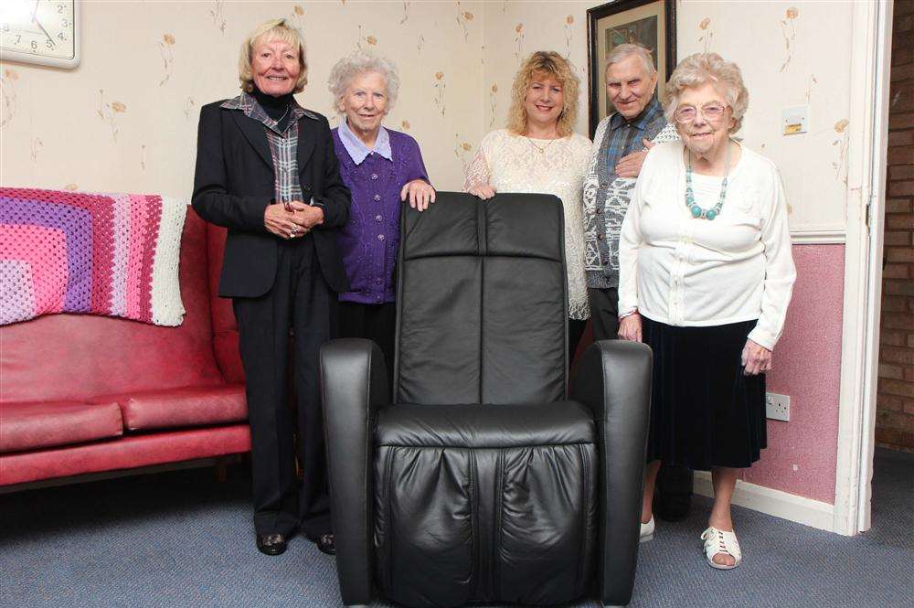 Josie Ware, Jean Crowder, Teresa Summers, Bill Kittle and Rose Dawney with the new chair