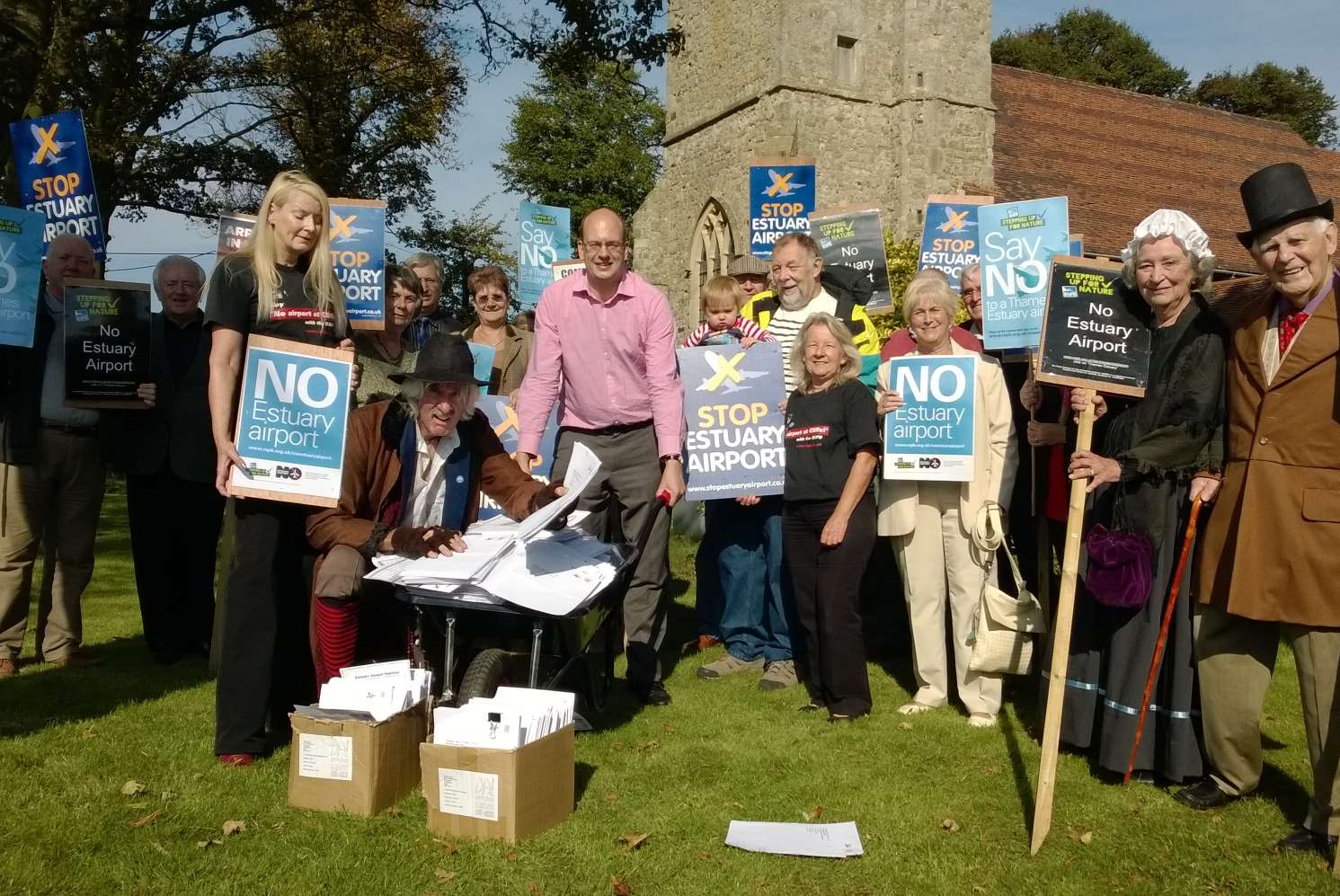 MP Mark Reckless with Friends of North Kent Marshes