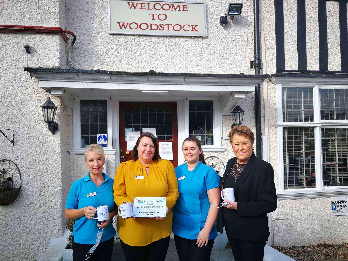 Marina Foreman, Nicola Masters, Lauren Walker, and Viv Stead from Nellsar at Woodstock Residential Care Centre
