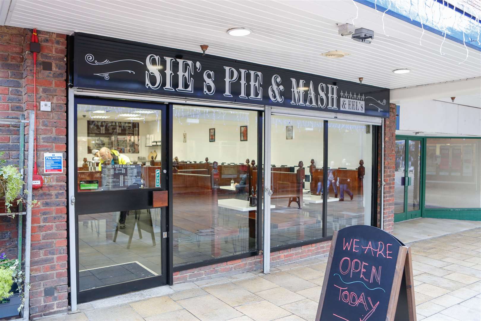 Sie's Pie and Mash shop opens at the St George's Centre, Gravesend