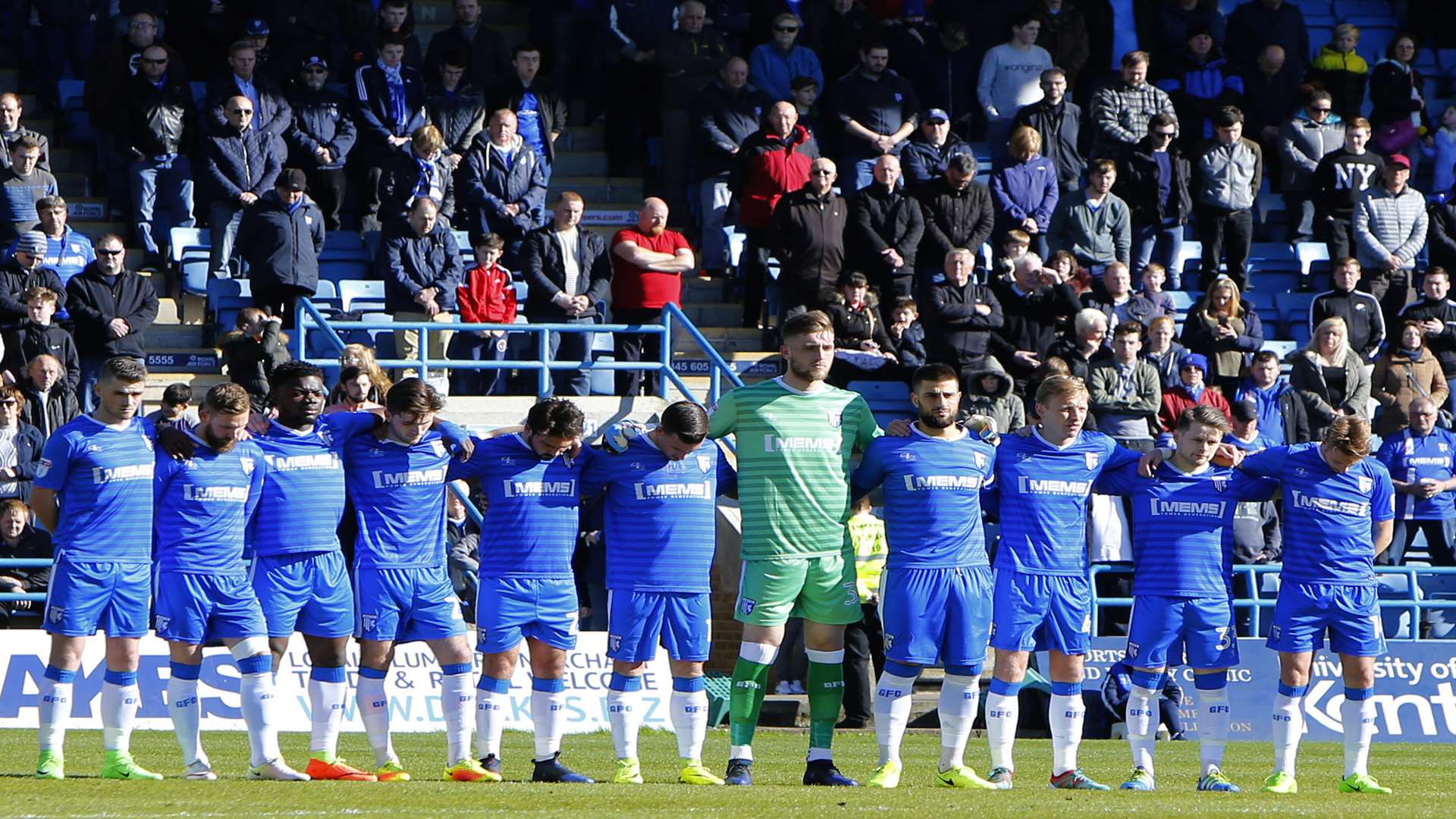 A minute's silence was held before kick-off in tribute to the victims of Wednesday's Westminster terror attack Picture: Andy Jones