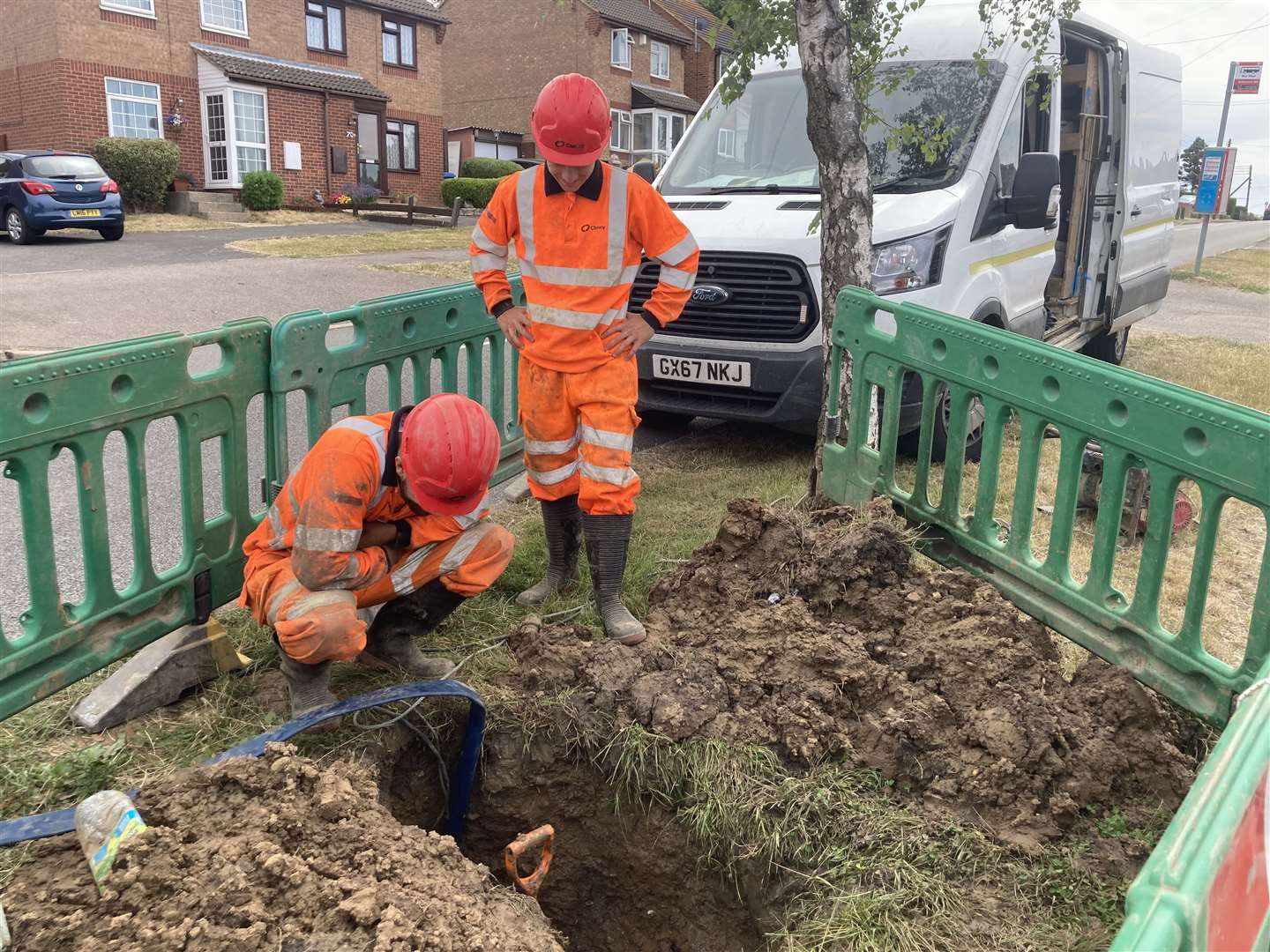 Southern Water engineers at The Broadway, Minster