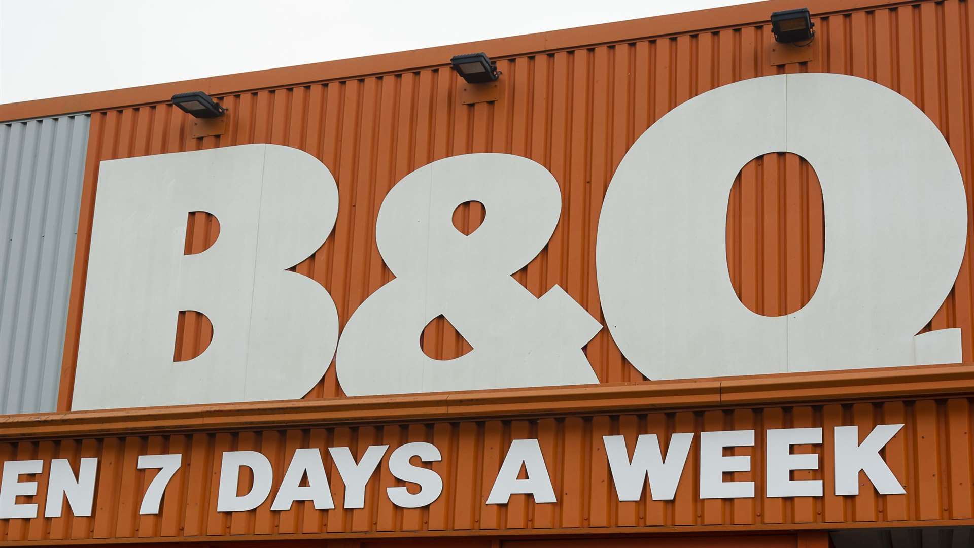 A man was arrested on suspicion of possessing a knuckle duster in Sturry B&Q