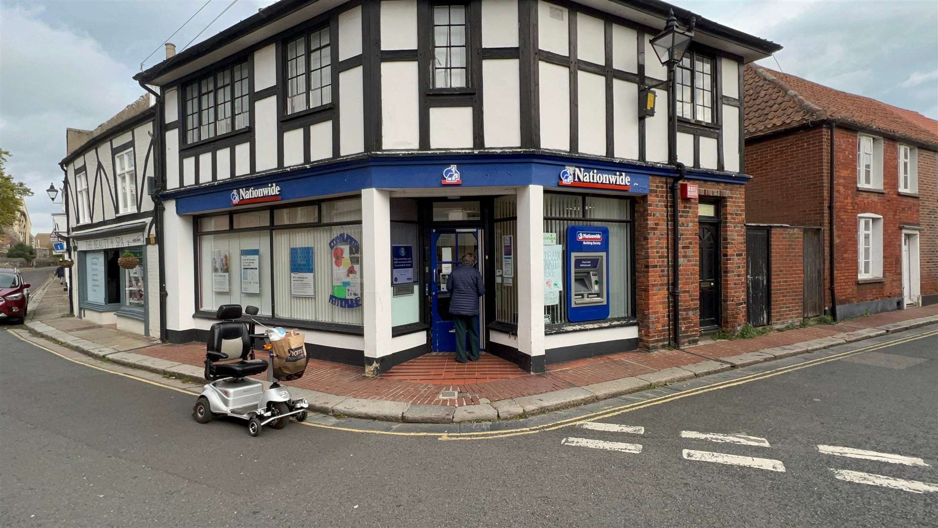 Nationwide in Sandwich is reducing its opening hours