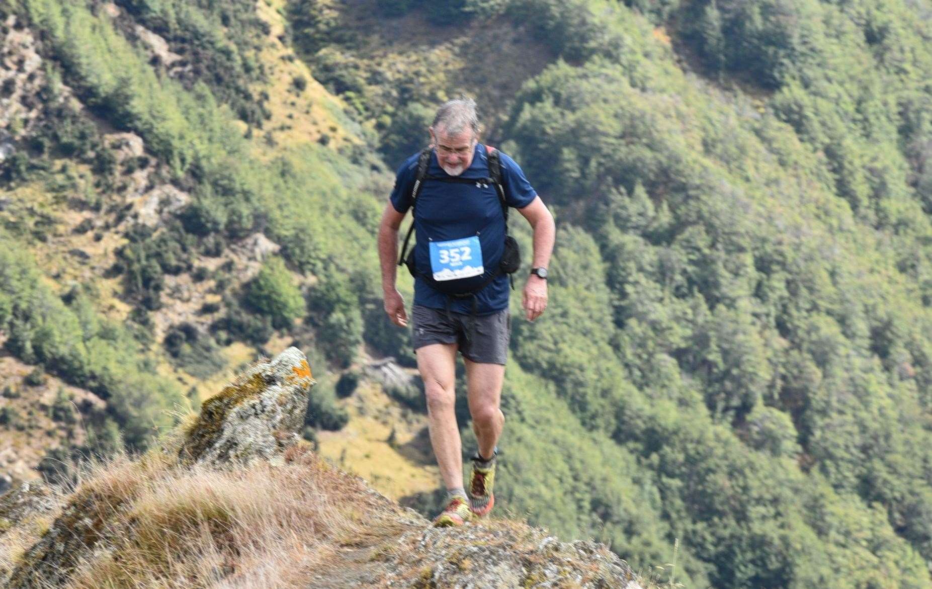 Mike Gratton in a trail race in New Zealand