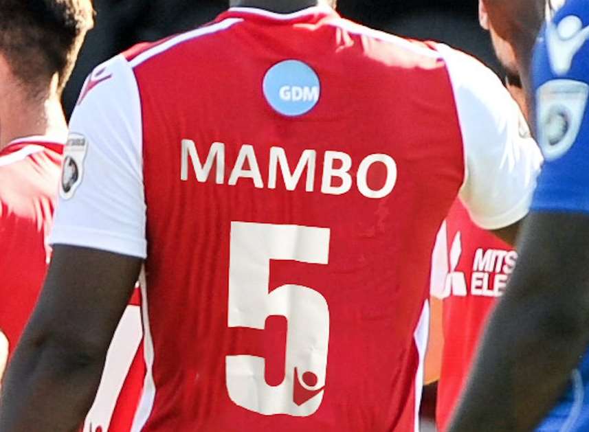 Ebbsfleet United are auctioning a one-off Mambo No.5 shirt