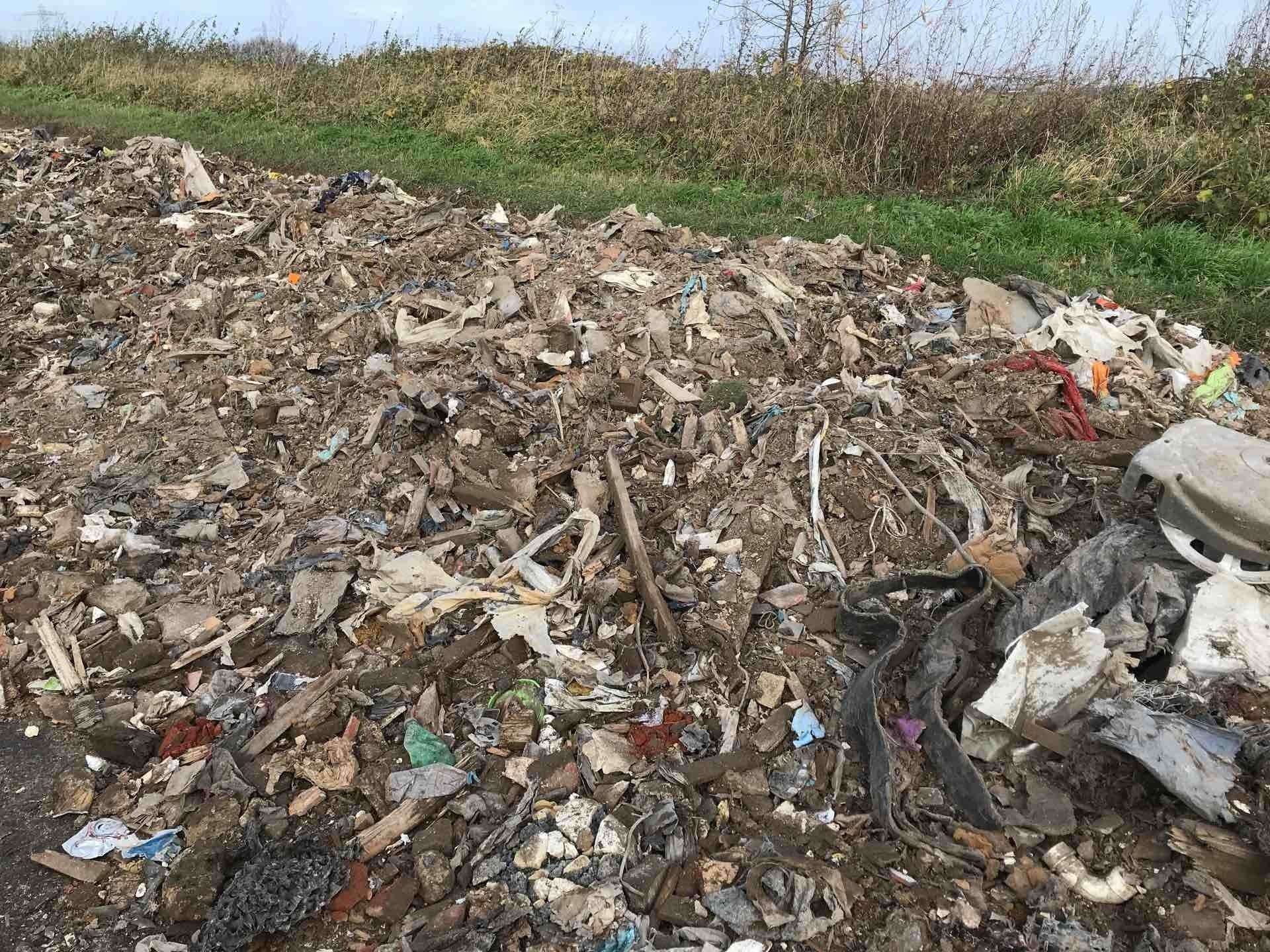 The rubble blocked the road and council leader Cllr Jeremy Kite said it could have led to a serious problem if emergency services needed to get through. Picture: Dartford Borough Council