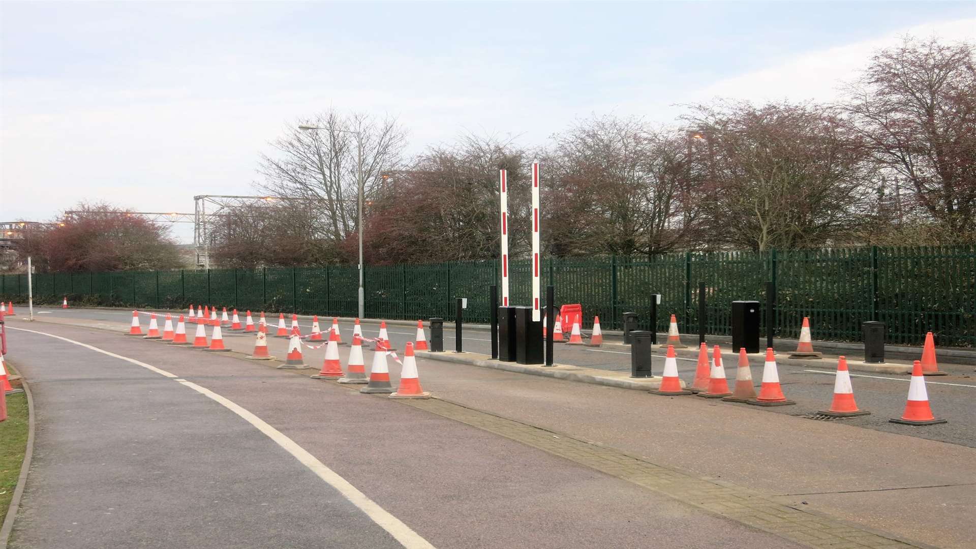 The new barriers at Ashford International station on the International side near to the Designer Outlet. Credit: Robert Kilkie