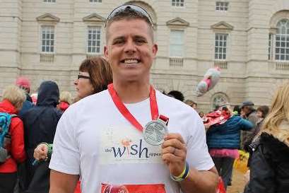 Joseph Lovelock completed the London Marathon 2015 in 4hrs 39mins