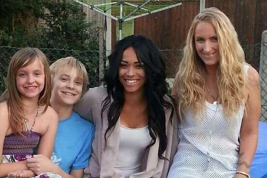 Tamera is very close to her two younger siblings