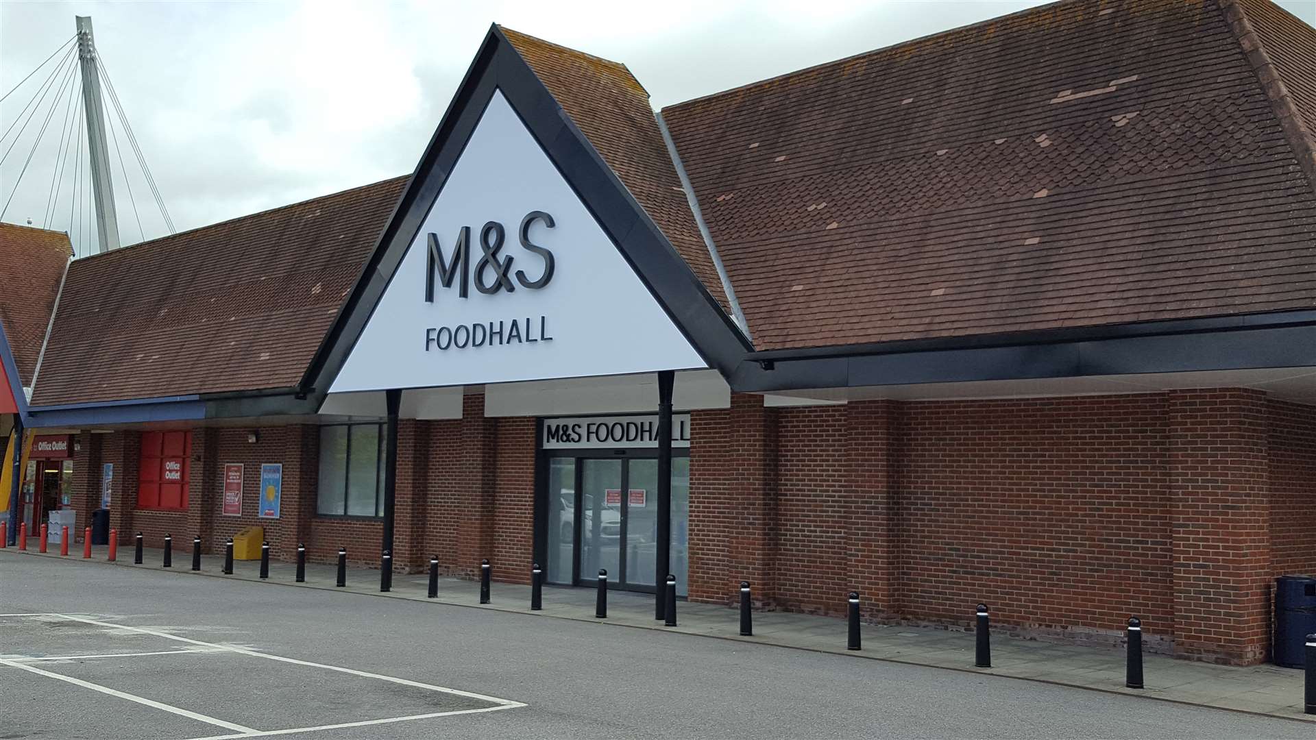The new M&S Foodhall at the Warren Retail Park in Ashford