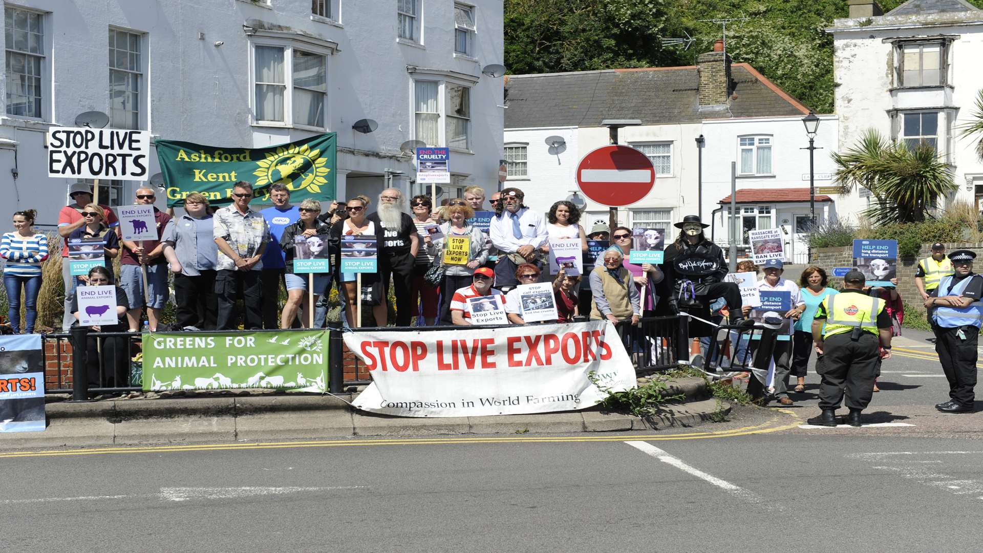 Demonstration against live animal exports at Dover docks