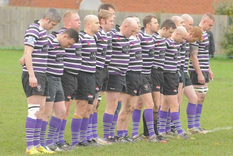 Players pause for a minute's silence for Steve Langley