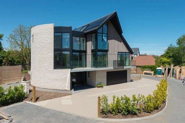Four-bed detached house in Island Wall, Whitstable. Picture: Zoopla / Christopher Hodgson
