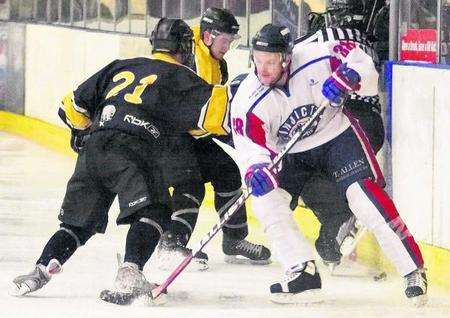 Invicta Dynamos in action against Bracknell Hornets