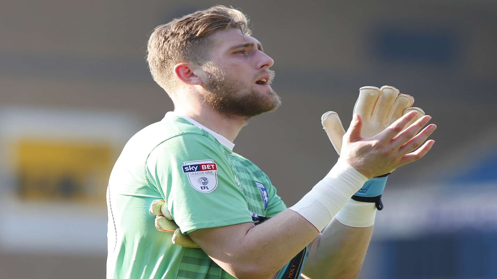 Gillingham keeper Tomas Holy Picture: Andy Jones