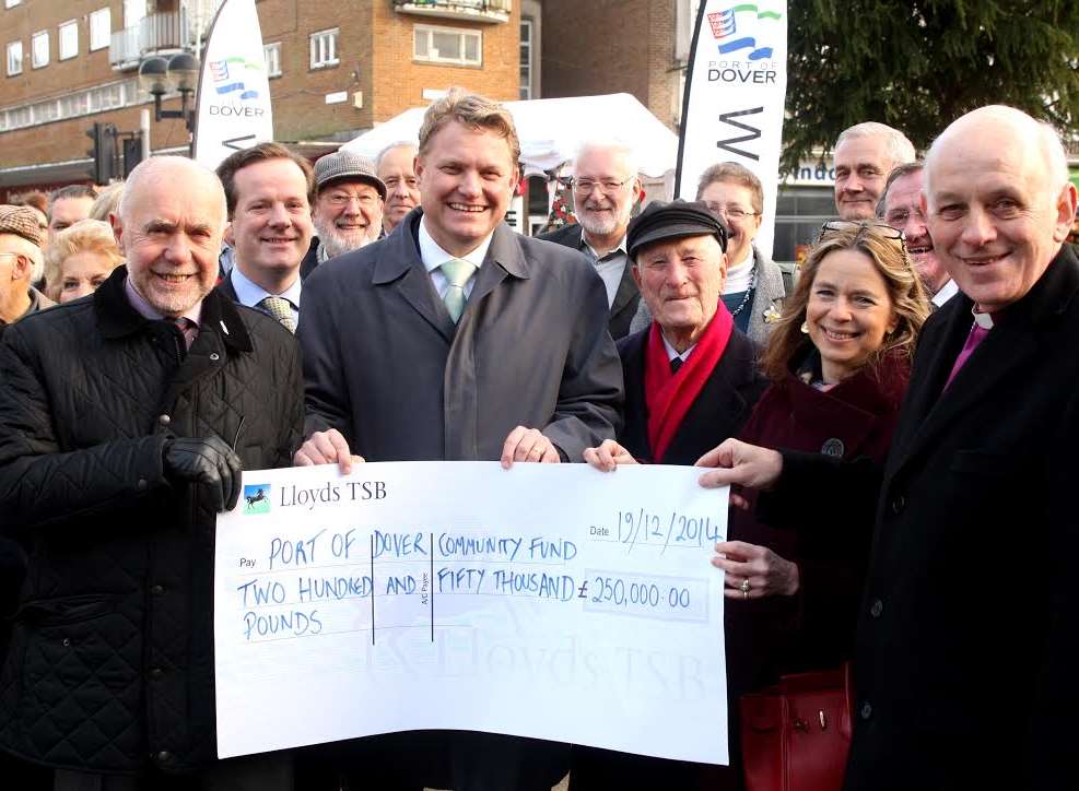 Port bosses hand over cheque for £250k to kick-start the community fund