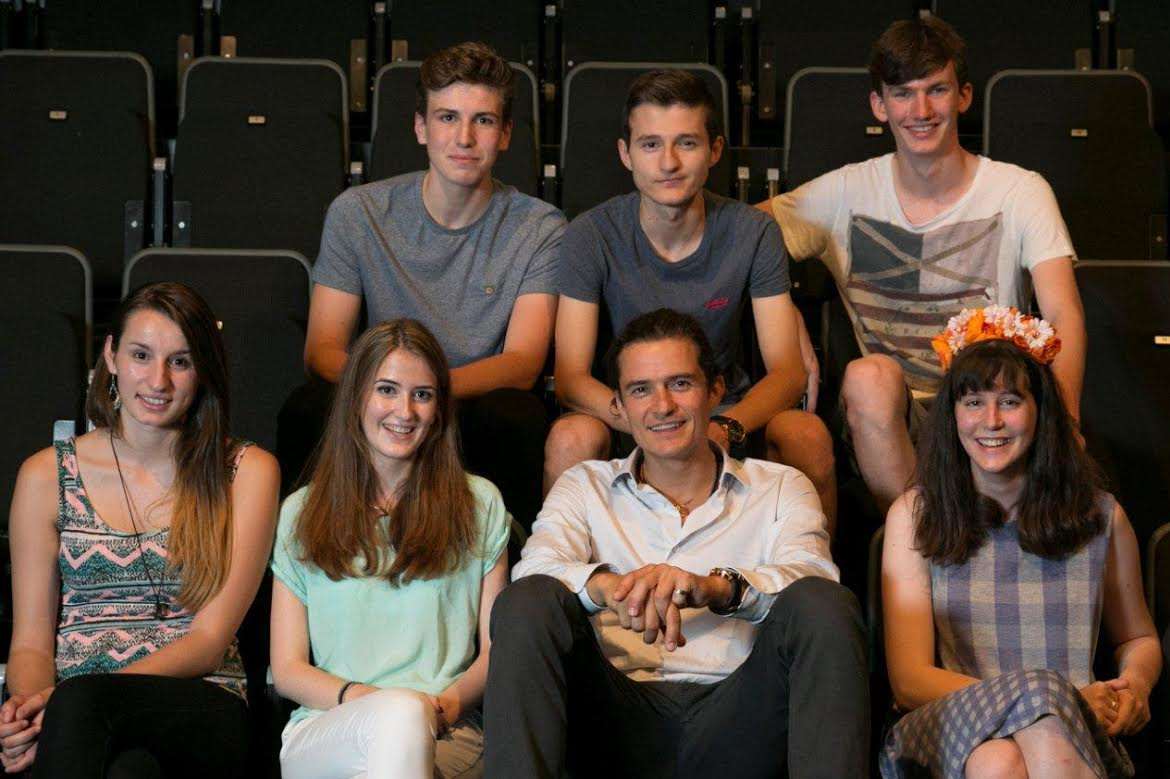 Orlando Bloom with Marlowe Youth Theatre members