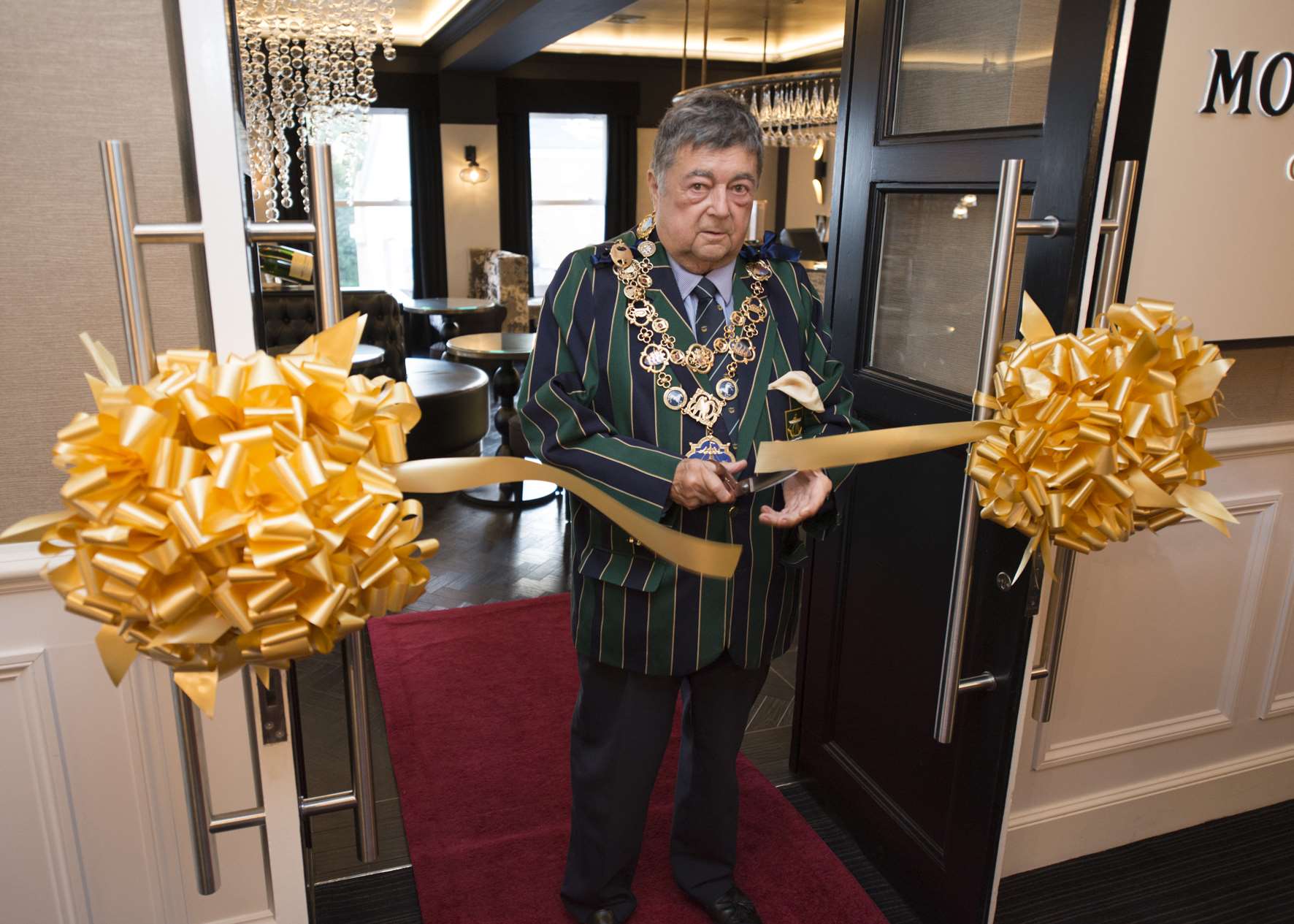 Cllr Michael Lyons, Hythe's town mayor opened the new bar