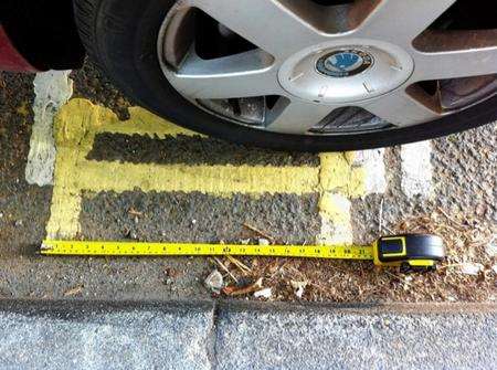 21-inch double yellow line in Station Road, Canterbury