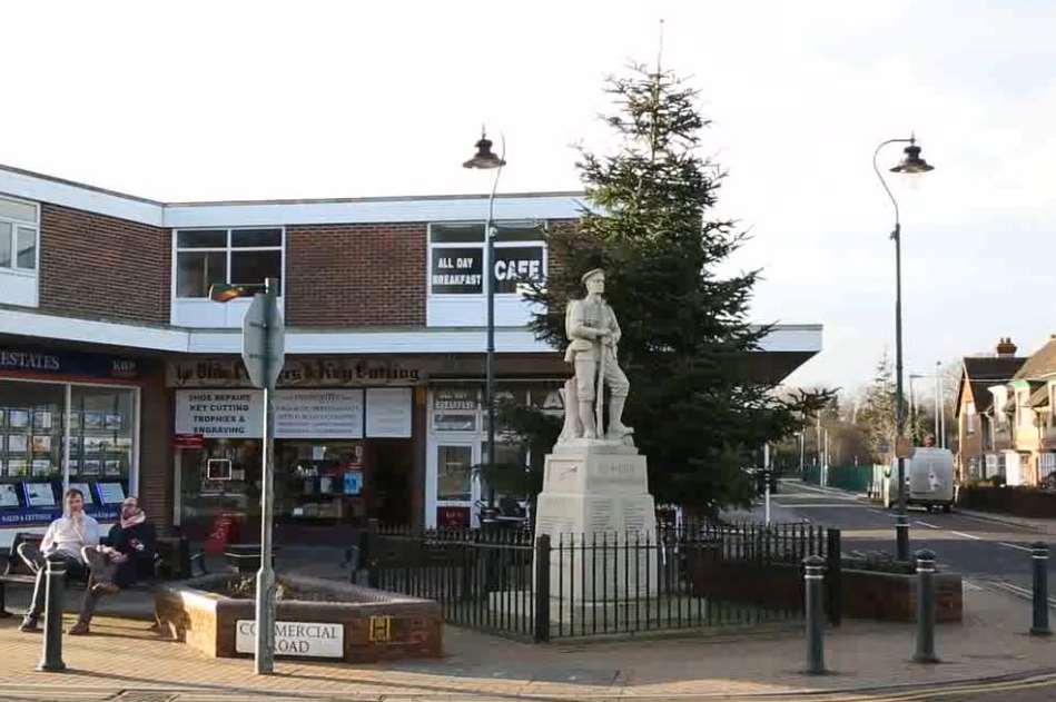 Paddock Wood's Christmas tree could remain up until February