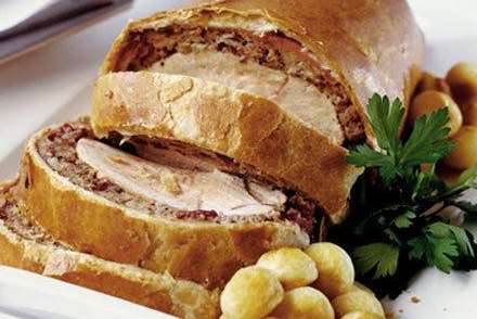 Turkey, brie and cranberry wellington