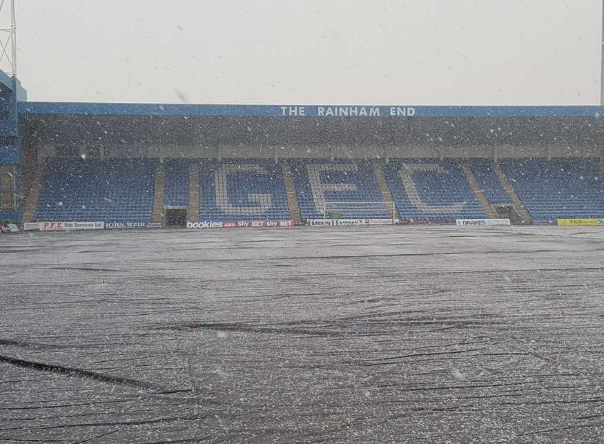 Snow at Gillingham FC's ground. Picture: @TheGillsFC