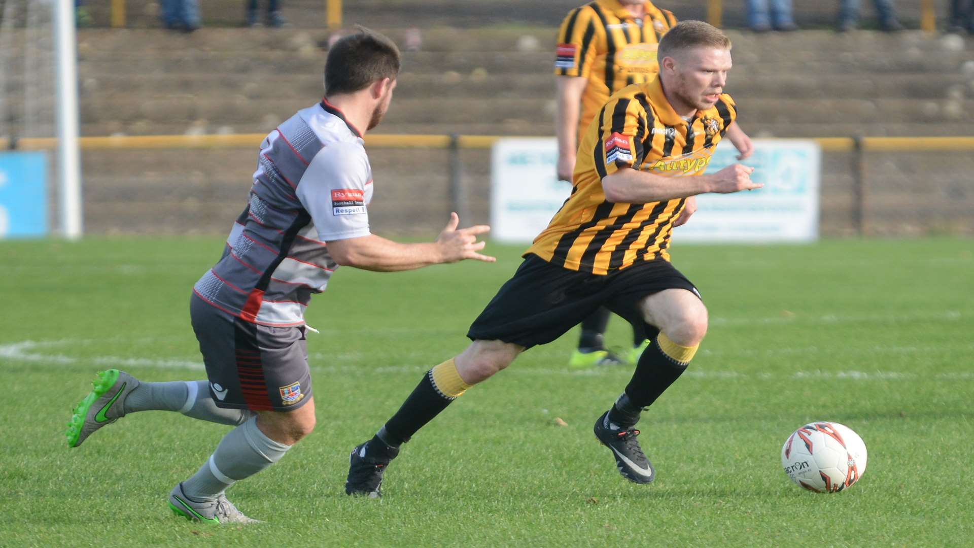 Scott Heard in action against Kingstonian. Picture: Gary Browne