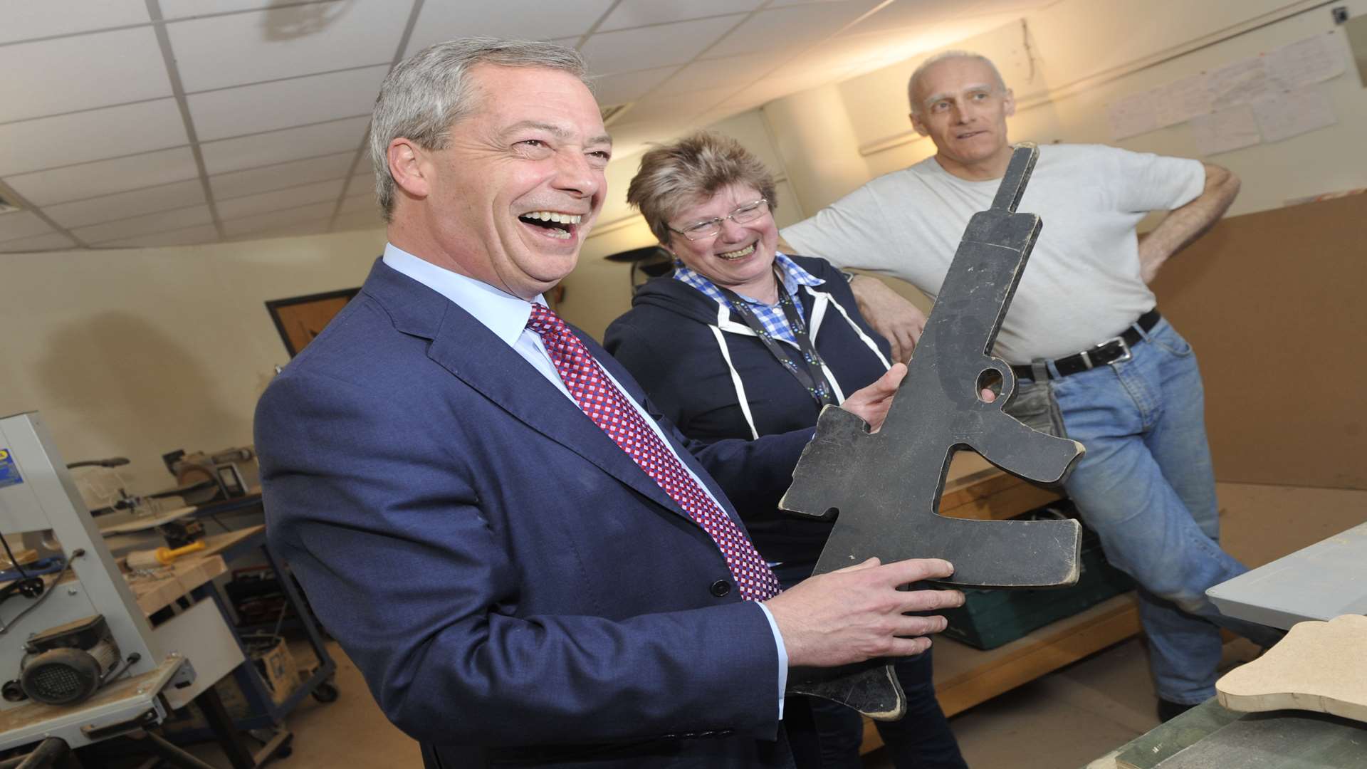 Visit from Nigel Farage. Nigel Farage, Linda Jones and Roger Gisby