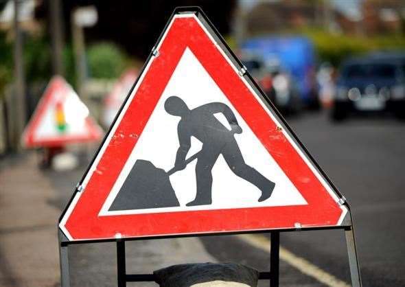 There are emergency works on the Malling Road