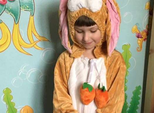Ava dressed as her favourite character Little Nutbrown Hare from the book 'Guess how much I love you'