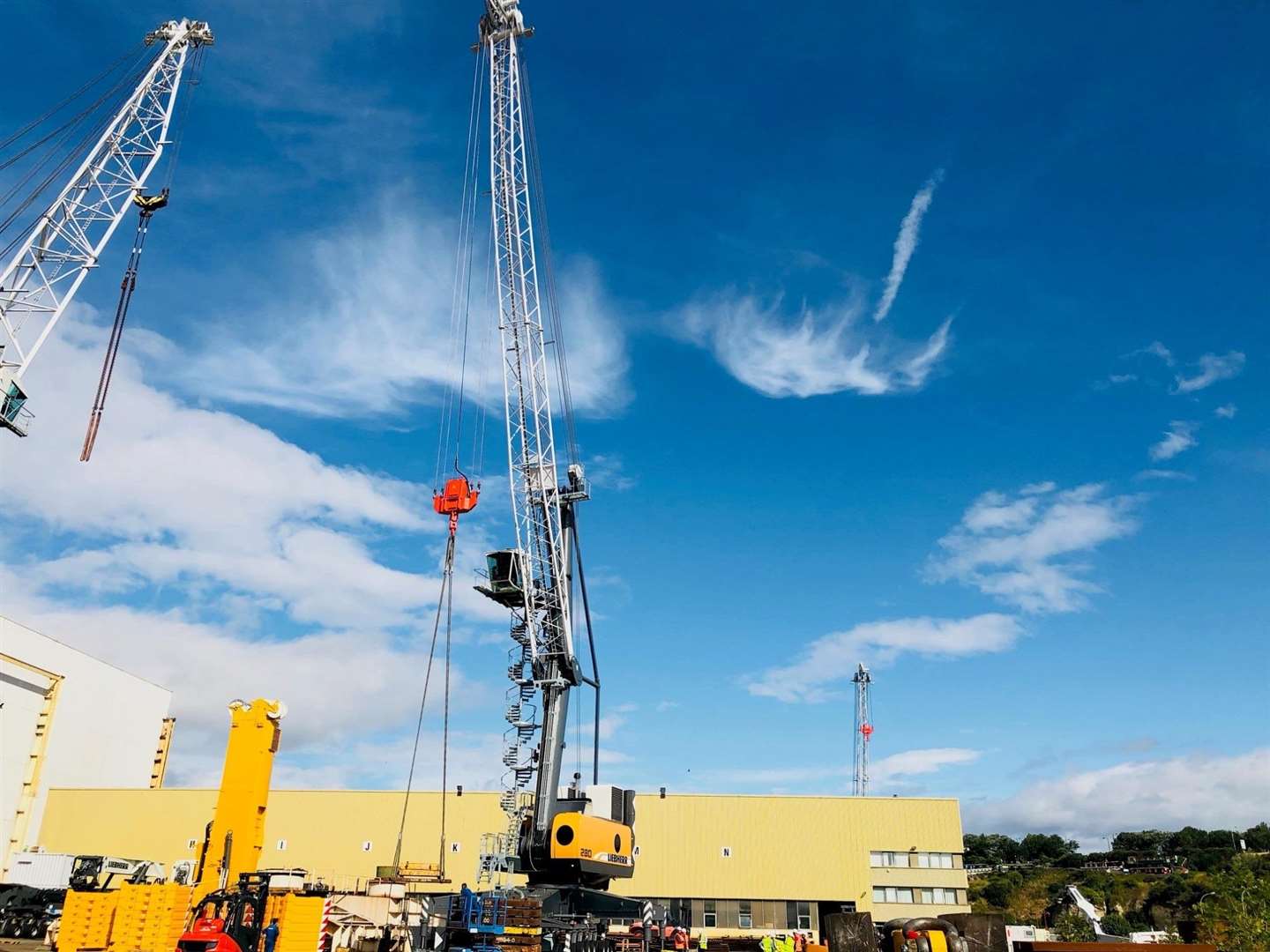 New crane at Sheerness Docks. Picture: Peel Ports (3831611)