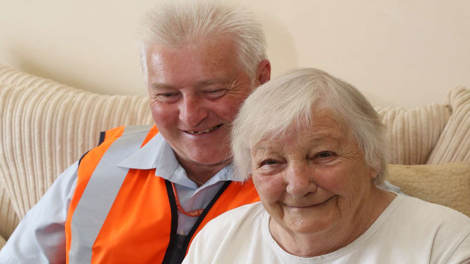 Postman Jeff alerted the emergency services when Margaret had a heart attack