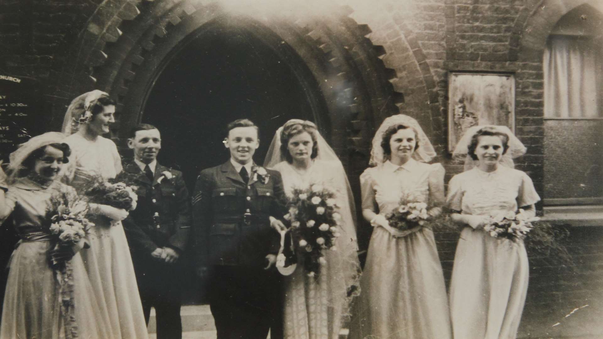 The couple married in Greenhithe in 1945