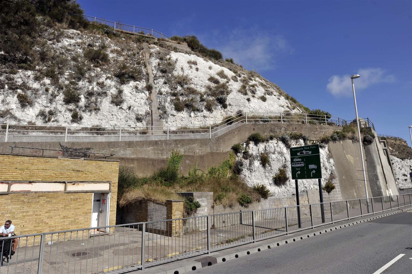 The Western Undercliff