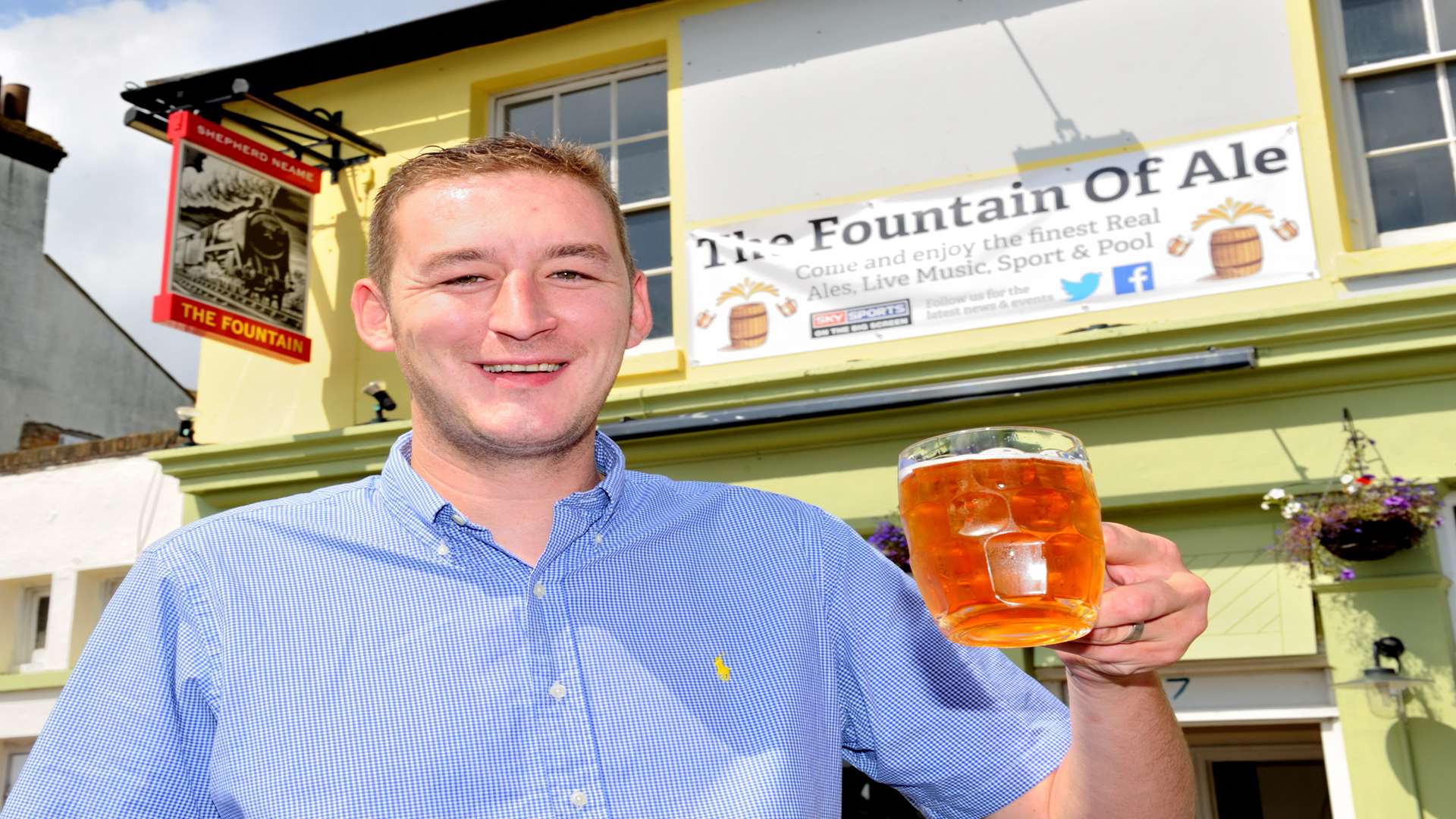 New landlord of The Fountain of Ale Calum Darcy