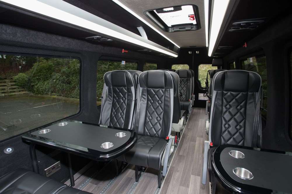 ArrivaClick sends luxury minibuses to customers