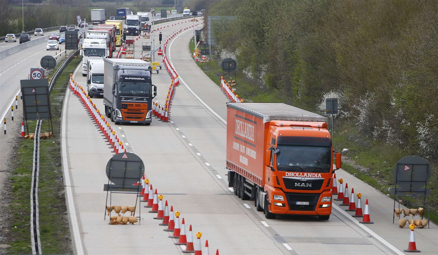 Operation Brock in place on M20 between junctions 8 and 9