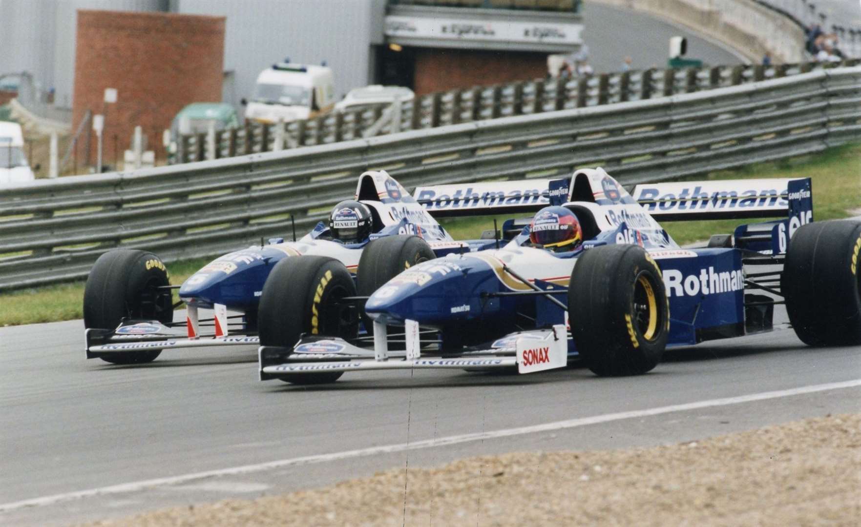 In 1996, Hill joined Williams team-mate Jacques Villeneuve at Brands Hatch for a filming day