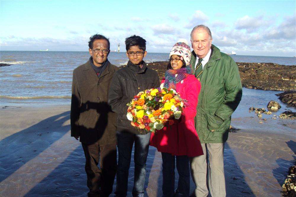 The Kent Association for Sri Lankan Tsunami Daruwo (KASTDA), including the charity's patron Thanet North MP Sir Roger Gale, lay a wreath in the North Sea at Margate on Boxing Day in memory of victims of the 2004 international disaster.