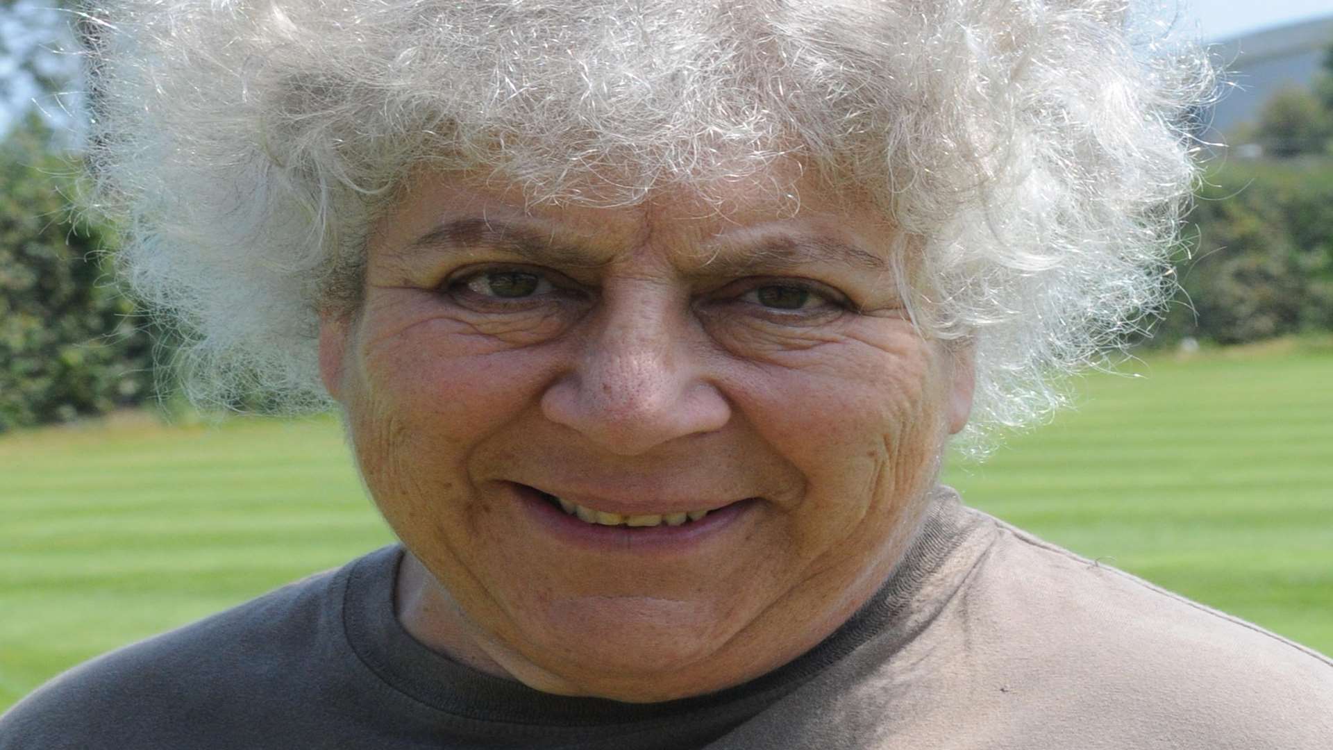 Miriam Margolyes who has a home in St Margaret's Bay wrote an impassioned letter to Dover Harbour Board about the planned dredging of agrigate from the Goodwin Sands