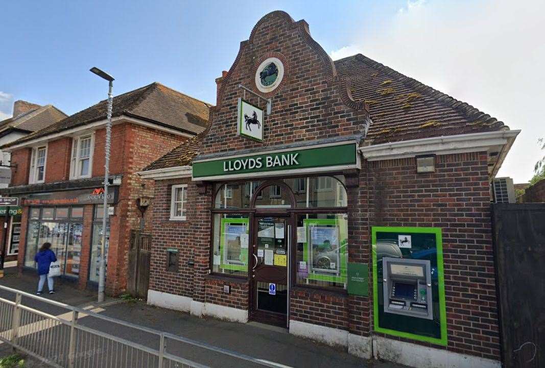 Domino’s could be filling the former Lloyds Bank branch