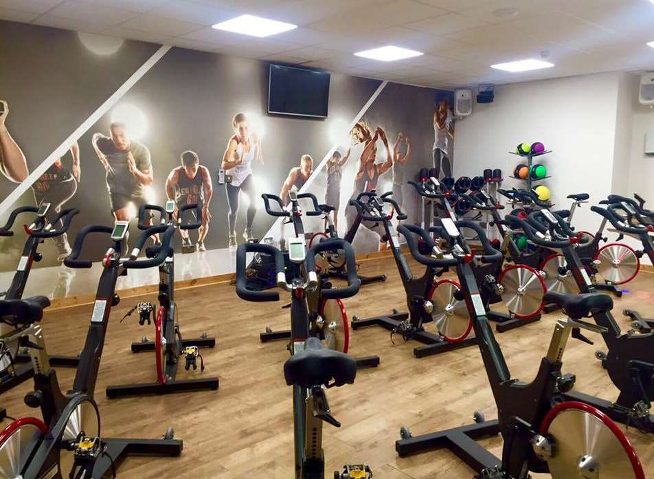 The aerobic studio is equipped with 17 smart spin bikes