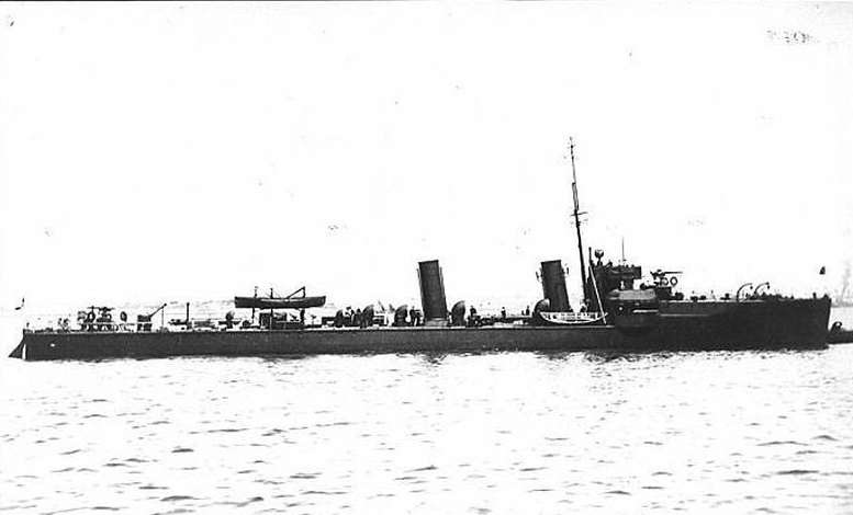 Mr Chambers served aboard the destroyer HMS Kennet