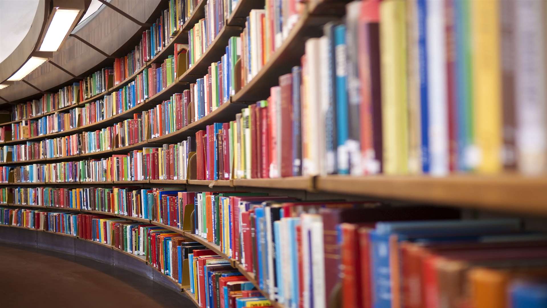 A lack of WiFi in many libraries is fuelling their decline according to a government survey