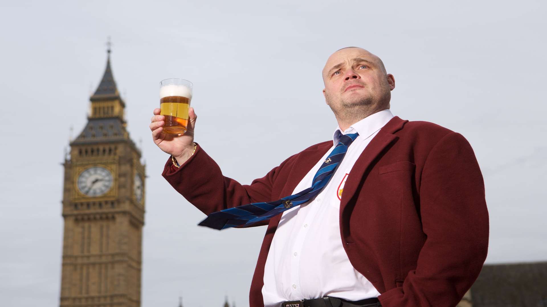 Al Murray will contest the seat in South Thanet