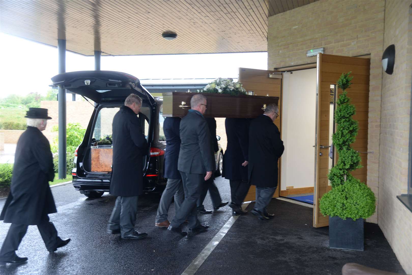 The funeral of former KM editor Graham Cole at Thamesview Crematorium on Wednesday. Picture: Chris Davey. (9891005)