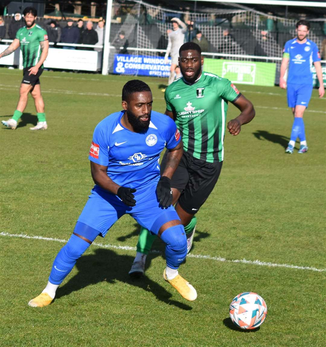 Hythe midfielder Marvin Hamilton looks after the ball at Cray Valley. Picture: Alan Coomes