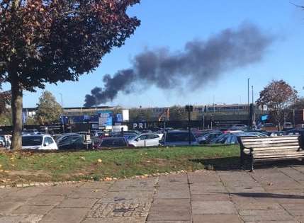 Thick smoke seen around Strood as firefighters tackle scrapyard blaze