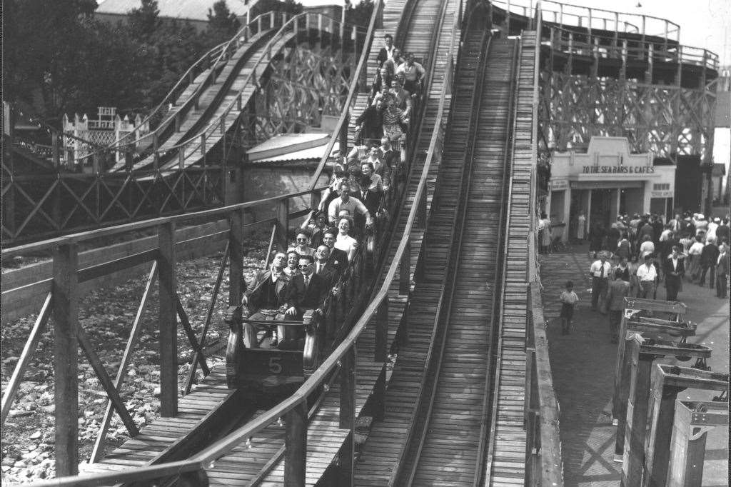 A 1930s photo of the Scenic Railway